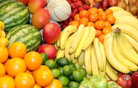 ۳۰ مرکز توزیع میوه تنظیم بازار شب عید در گیلان فعال شد