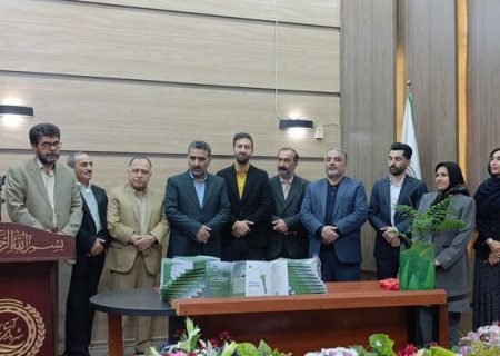 رونمایی کتاب «اشعار عامیانه تالشان جنوب غربی دریای خزر» در آستارا